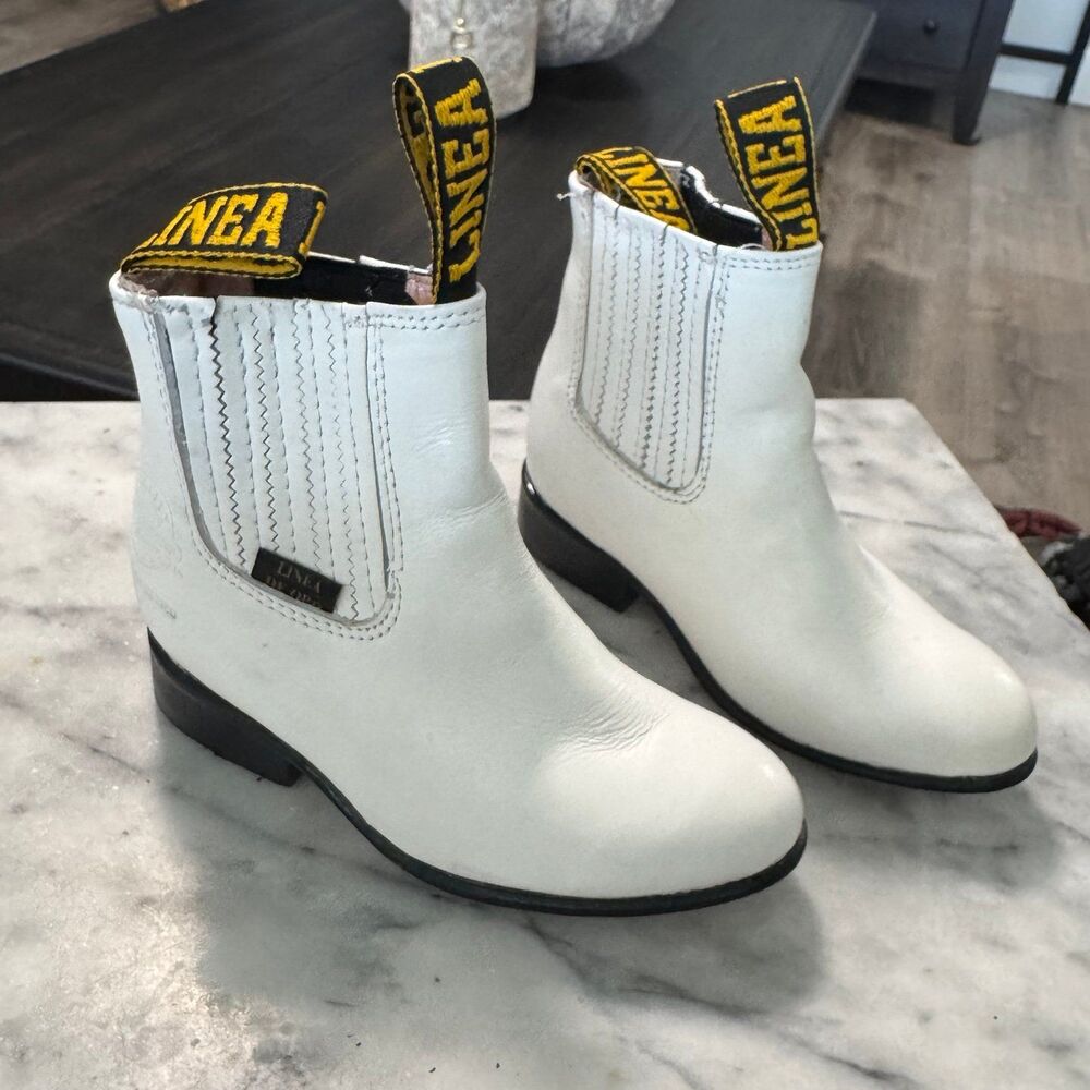 White Leather Sole Botin Charro